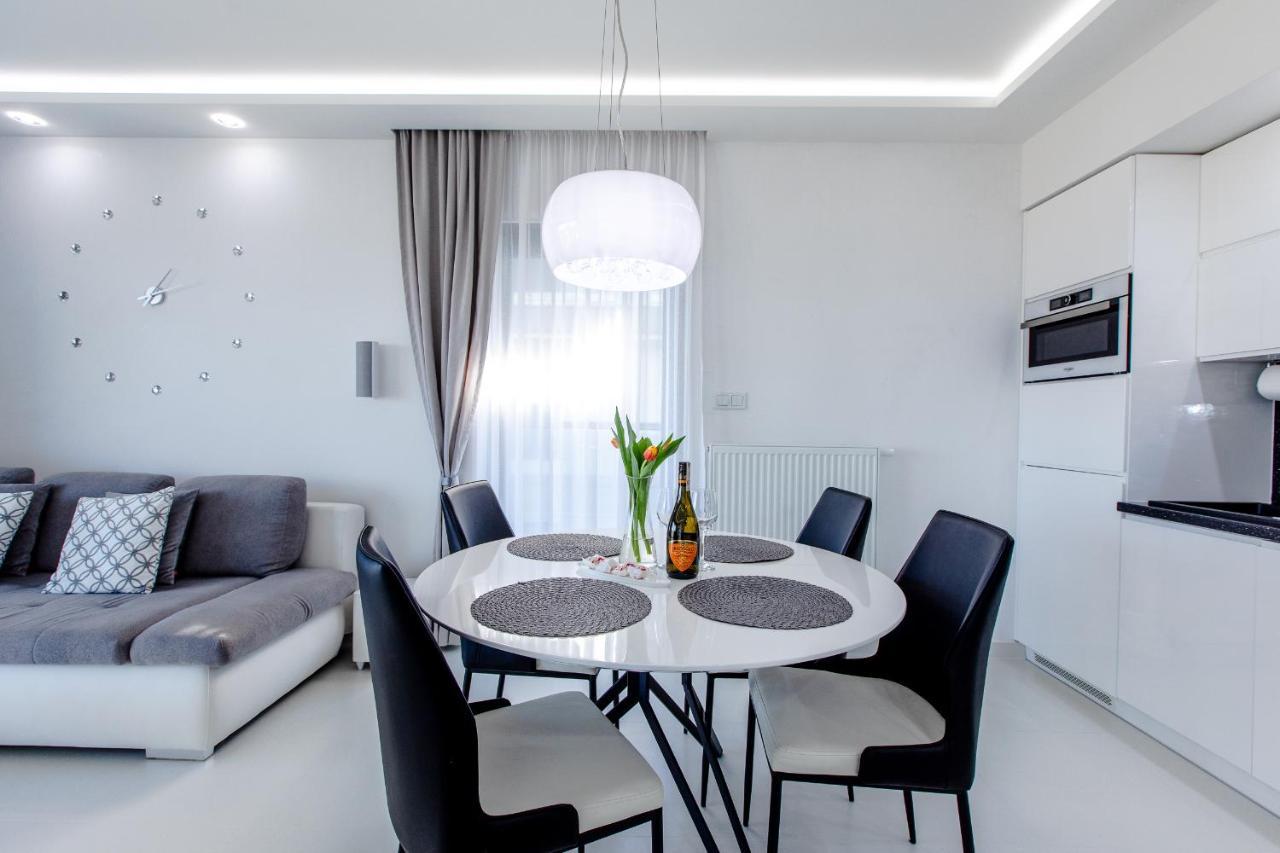 Apartament Luksusowy 23 Gardenia Dziwnow Z Widokiem Na Morze Epapartamenty Экстерьер фото
